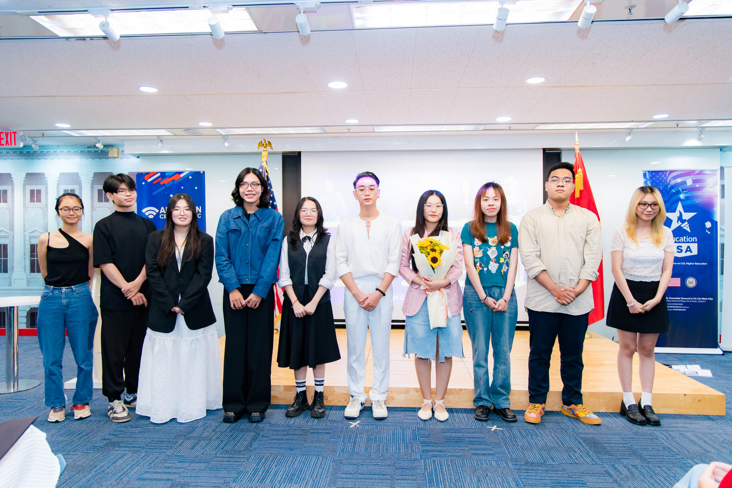 CỘNG ĐỒNG NHỮNG NGƯỜI THÍCH LÀM PHIM TẠO TÁC ĐỘNG TÍCH CỰC ĐẾN XÃ HỘI